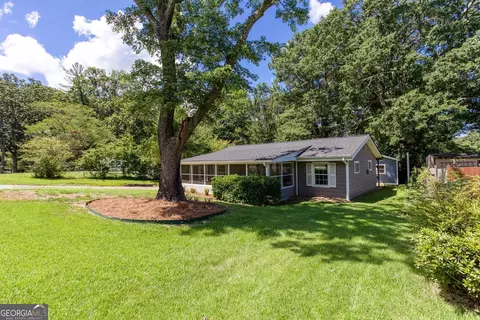 2880 Hall Dr, Smyrna, GA 30082