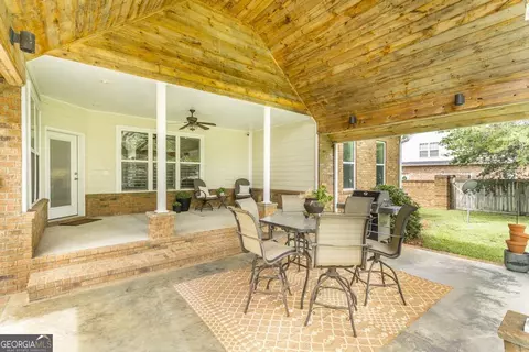 Exterior - 202 Lowpoint Trl, Warner Robins, GA 31093 photo 5 of 12