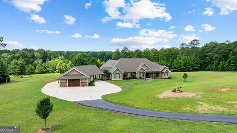 2175 Bear Creek Rd, Moreland, GA 30259