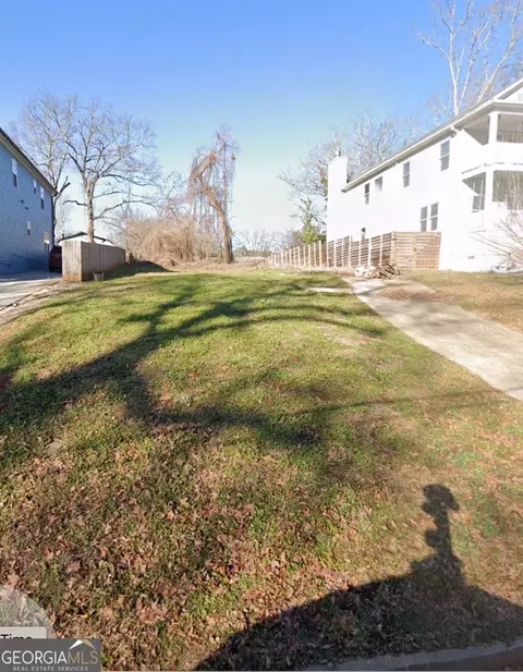 636 Warren Ave, Scottdale, GA 30079