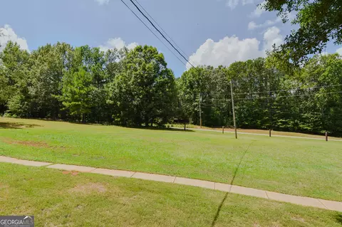 Exterior - 104 Gainer Rd, Griffin, GA 30223 photo 8 of 12
