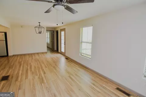 Living - 104 Gainer Rd, Griffin, GA 30223 photo 1 of 4