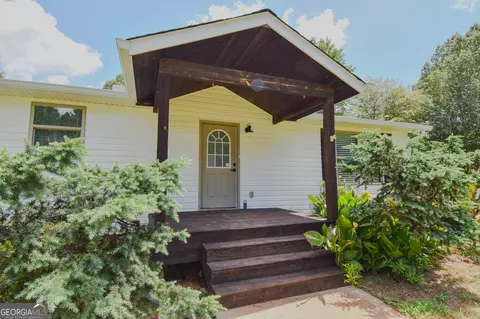 Exterior - 104 Gainer Rd, Griffin, GA 30223 photo 9 of 12