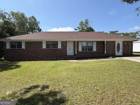 815 Edwards St, Mount Vernon, GA 30445