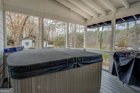 Exterior - 480 Mitchell Rd, Covington, GA 30014 photo 6 of 13