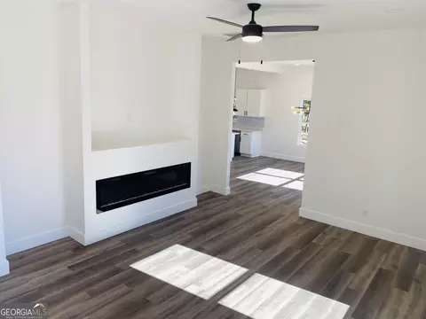 Living - 545 Shady Ln, Toccoa, GA 30577 photo 1 of 1