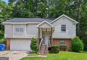 2102 Sandtree Ct SW, Atlanta, GA 30331