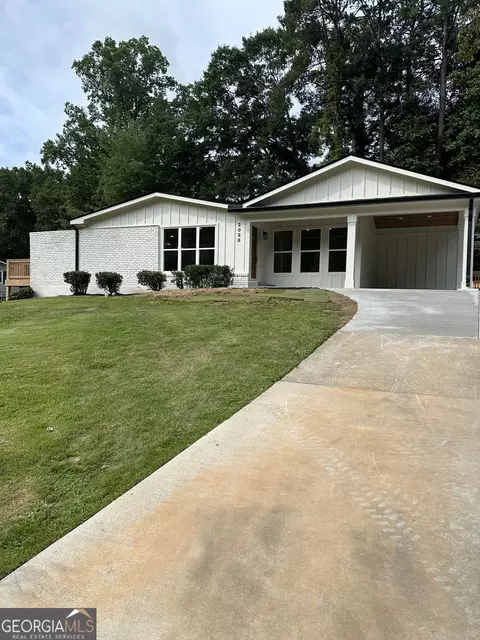 2098 Dundee Dr SE, Smyrna, GA 30080