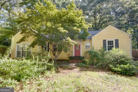 453 N Pineview Ct, Decatur, GA 30030