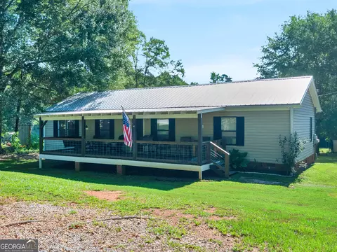 2700 Trotters Ln, Social Circle, GA 30025