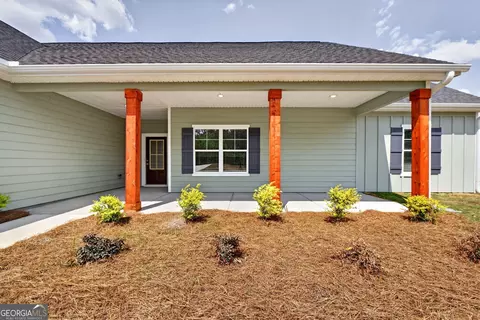 Exterior - 132 Blackmon Rd, Williamson, GA 30292 photo 3 of 6