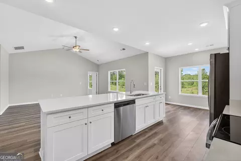 Other - 132 Blackmon Rd, Williamson, GA 30292 photo 1 of 7