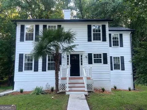 385 Tyson Cir, Roswell, GA 30076