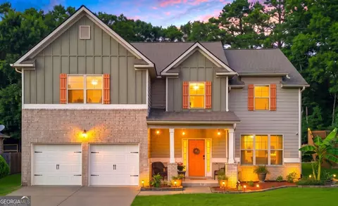 2149 Shadow Oak Trl, Loganville, GA 30052