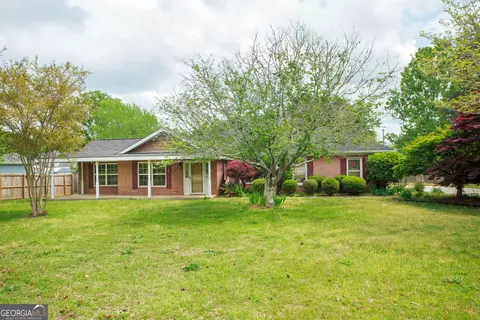201 Willowgate Dr, Bonaire, GA 31005