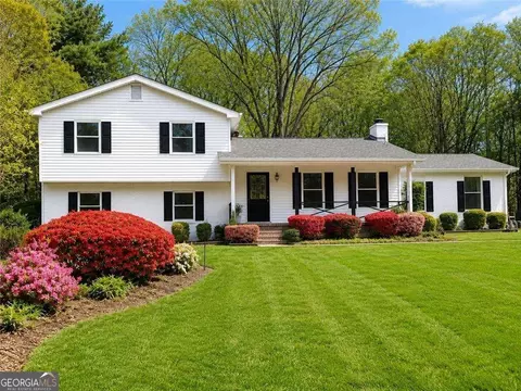 3418 Johnson Dr, Snellville, GA 30039