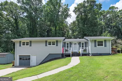 212 Foothill Dr, Woodstock, GA 30188