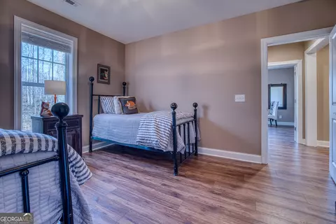 Bedroom - 112 Springhill Ln, Clarkesville, GA 30523 photo 10 of 15
