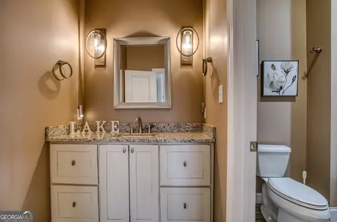Bath - 112 Springhill Ln, Clarkesville, GA 30523 photo 1 of 12