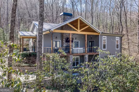 Exterior - 112 Springhill Ln, Clarkesville, GA 30523 photo 2 of 14
