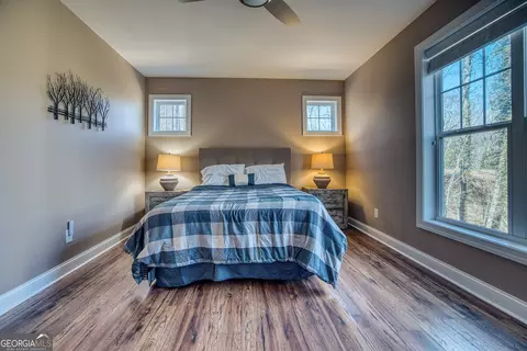 Bedroom - 112 Springhill Ln, Clarkesville, GA 30523 photo 14 of 15