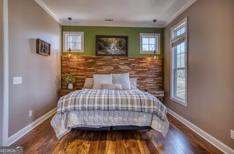 Bedroom - 112 Springhill Ln, Clarkesville, GA 30523 photo 8 of 15