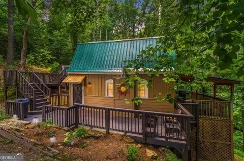 49 Balsa Ct, Ellijay, GA 30540