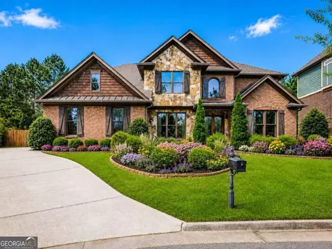 1335 Whisper Cove Dr, Buford, GA 30518