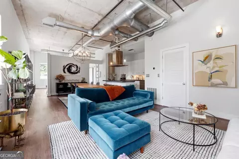 206 11th St NE #702, Atlanta, GA 30309