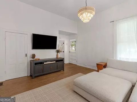Living - 165 Crowder St, Barnesville, GA 30204 photo 3 of 3
