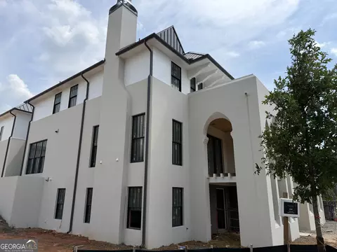 180 5th St, Fayetteville, GA 30214