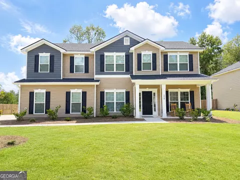 208 Northshore Dr, Kingsland, GA 31548