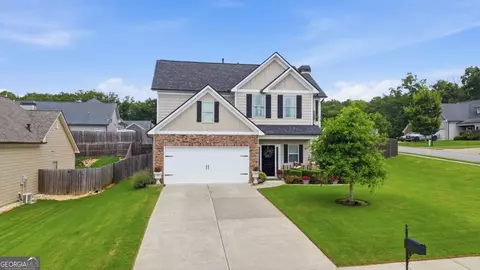 129 Kestrel Ct E, Dawsonville, GA 30534