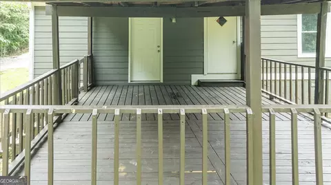 Exterior - 274 E Wright St, Winder, GA 30680 photo 8 of 9