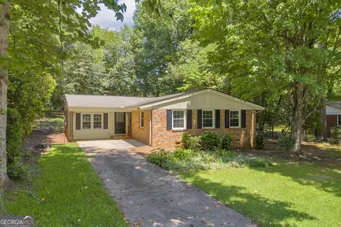 295 Vista Dr, Athens, GA 30605