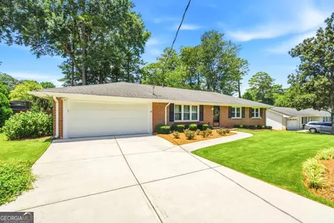 734 Huntington Pl SE, Marietta, GA 30067