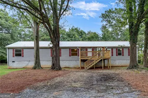 46 Honeysuckle Dr SW, Cartersville, GA 30120