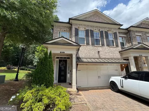 826 Canterbury Overlook, Atlanta, GA 30324