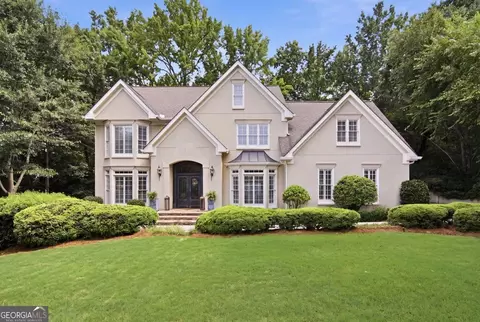 10670 Kingsmark Trl, Alpharetta, GA 30022