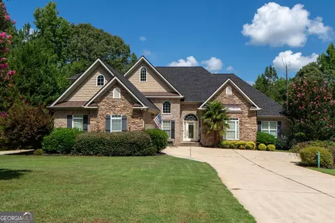 Exterior - 32 River Rapids Dr, Forsyth, GA 31029 photo 1 of 6