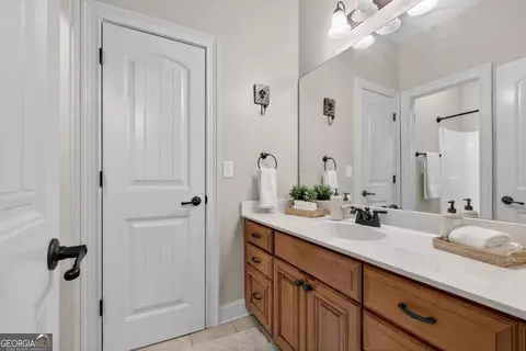 Bath - 32 River Rapids Dr, Forsyth, GA 31029 photo 3 of 4