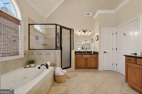 Bath - 32 River Rapids Dr, Forsyth, GA 31029 photo 2 of 4