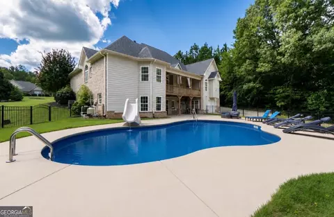 Exterior - 32 River Rapids Dr, Forsyth, GA 31029 photo 3 of 6