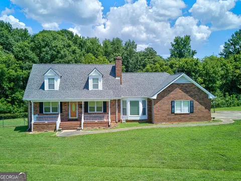 114 Marlow Rd, Maysville, GA 30558