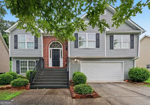 4227 Round Stone Trl, Snellville, GA 30039