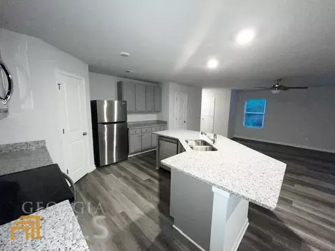 135 Westbrook Way, Covington, GA 30016 photo 3
