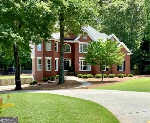 405 Island Cove Dr, Newnan, GA 30263