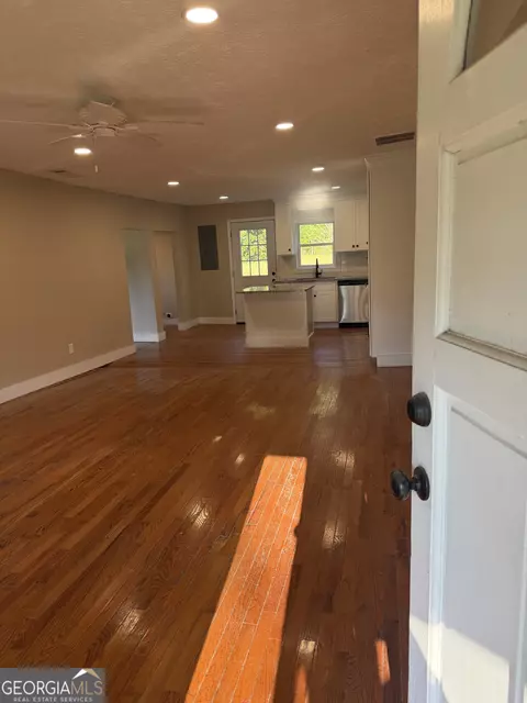 Entry Way - 171 Kelley Rd, Brooks, GA 30205 photo 1 of 4