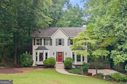 1811 Yorkshire Dr, Woodstock, GA 30189