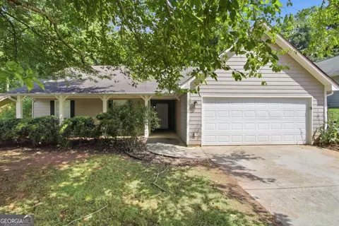 2572 Herndon Rd, Lawrenceville, GA 30043